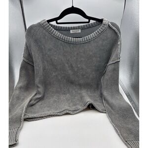 Vestique gray distressed sweater womens Small knitted crew neck
